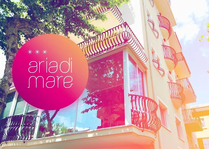 Hotel Aria di Mare - Bed&Brunch in centro a Riccione